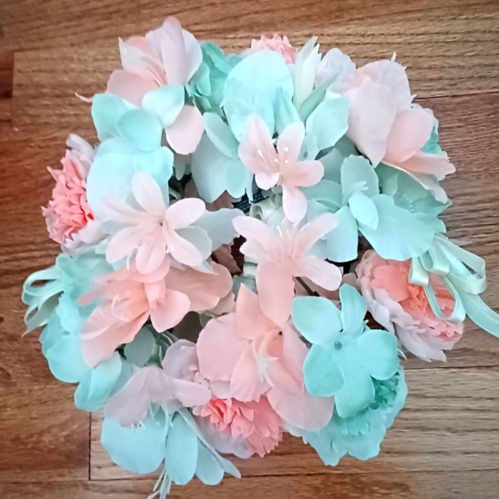 NWT PartyLite Vintage 4 Inch Floral Candle Ring